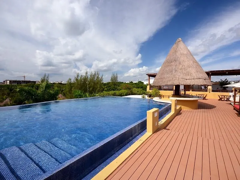 Secret Paradise Playa del Carmen