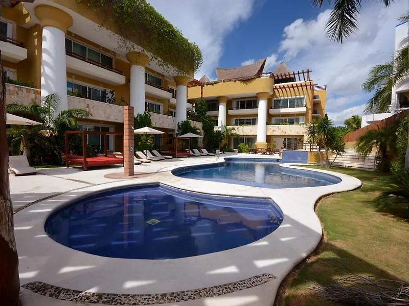 Secret Paradise Playa del Carmen